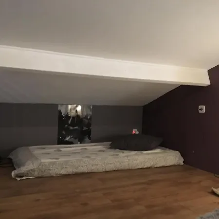 Appartement Janas , Haut de villa 90m2 Bed & Breakfast 4*