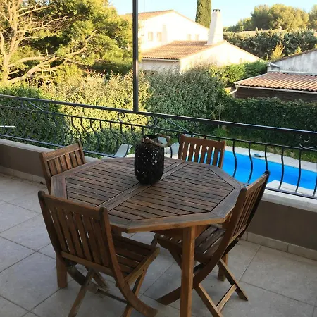 Appartement Janas , Haut de villa 90m2