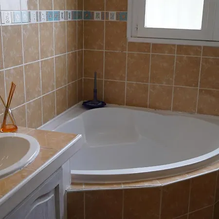 Appartement Janas , Haut de villa 90m2 La Seyne-sur-Mer