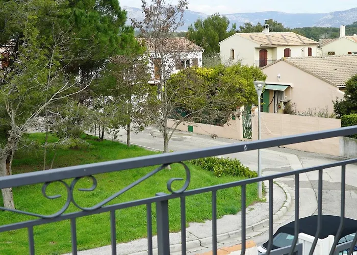 Frühstückspension Appartement Cosy 90M2, Mer Et Foret, Clim Wifi La Seyne-sur-Mer